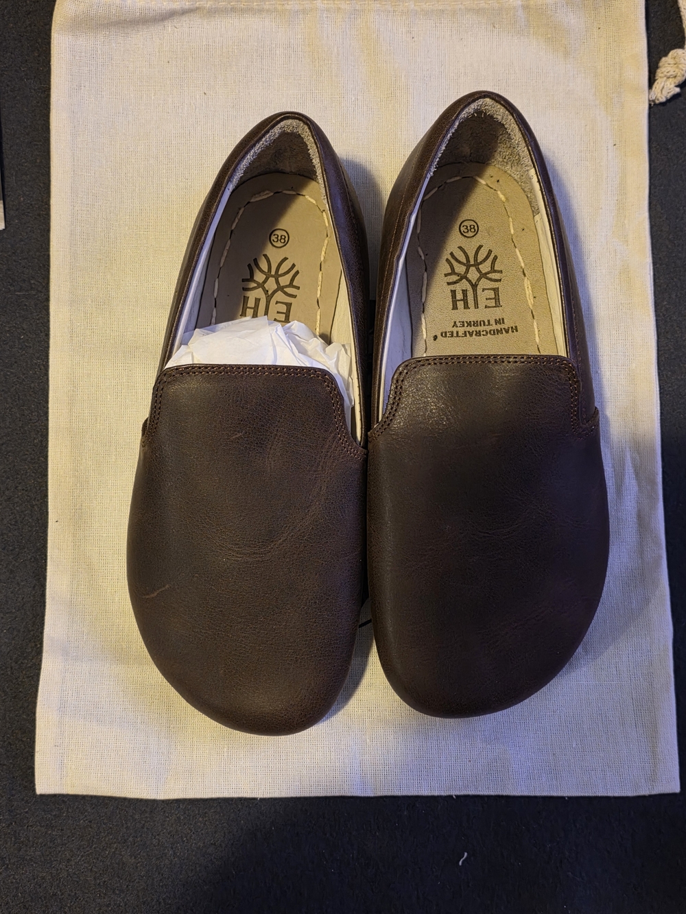 EH Handcrafted Dark Brown Leather Grounding Loafers for Women-Size 38-(7.5-8 US)